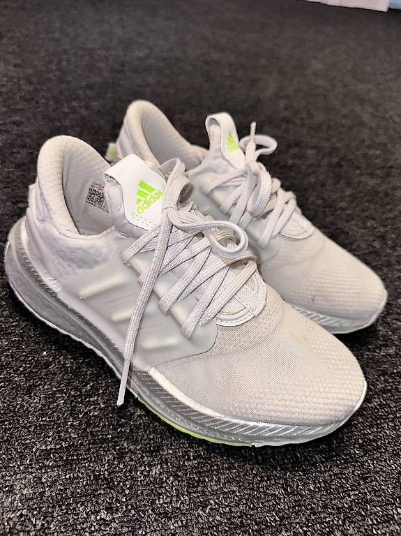 Scarpe da uomo: Adidas Schuhe – Usato da Birsfelden venduto da kil_d79j 1