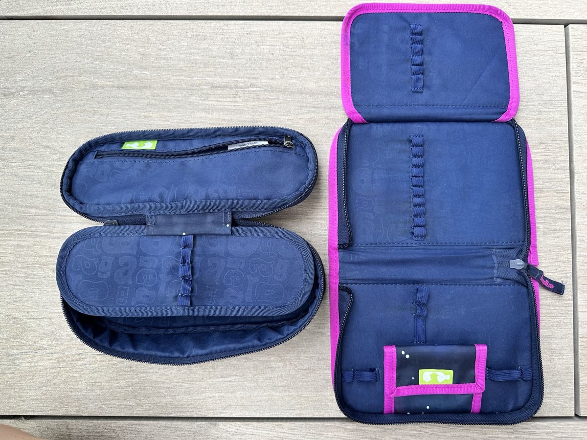 Ergobag Astucci : Ergobag Federmäppchen / Etui - Set Bärlaxy – Usato da Bäch SZ venduto da MonaBe 2