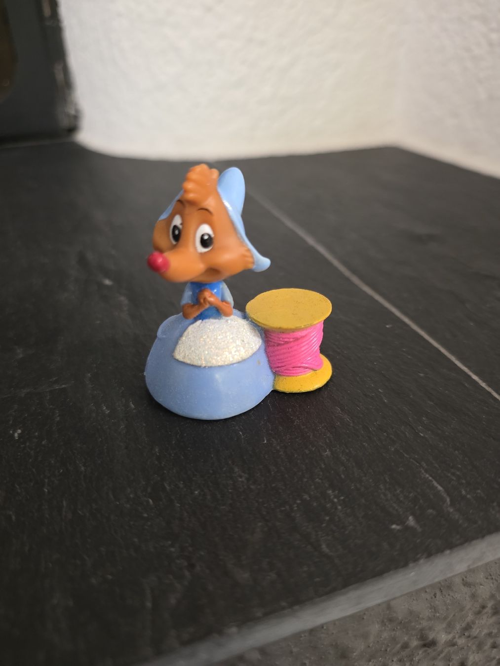 Disney Statuette: Disney Spielfigur Maus Cinderella  – Usato da Dorf venduto da Echo_Elements