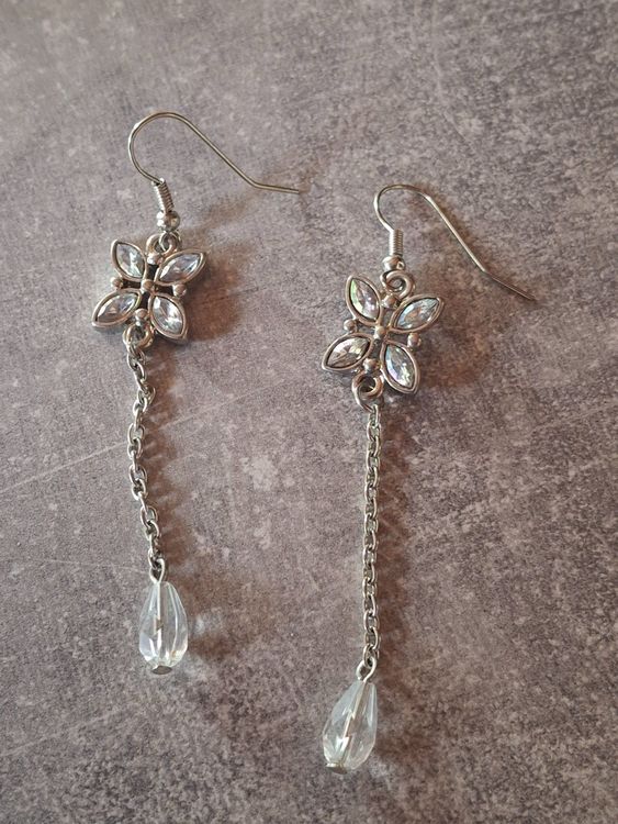 Parure collier et boucles d'oreilles en argent avec strass