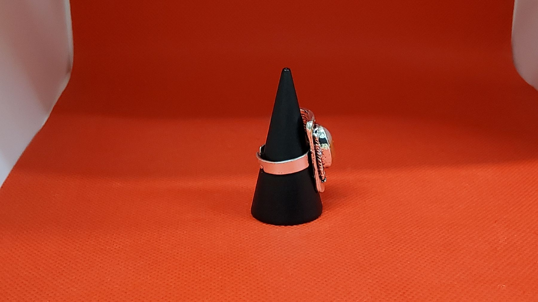 Anelli: Schicker ring mit Stein Vintage Gr. 56 – Nuovo (secondo la descrizione) da Herisau venduto da Nluanalucas 1