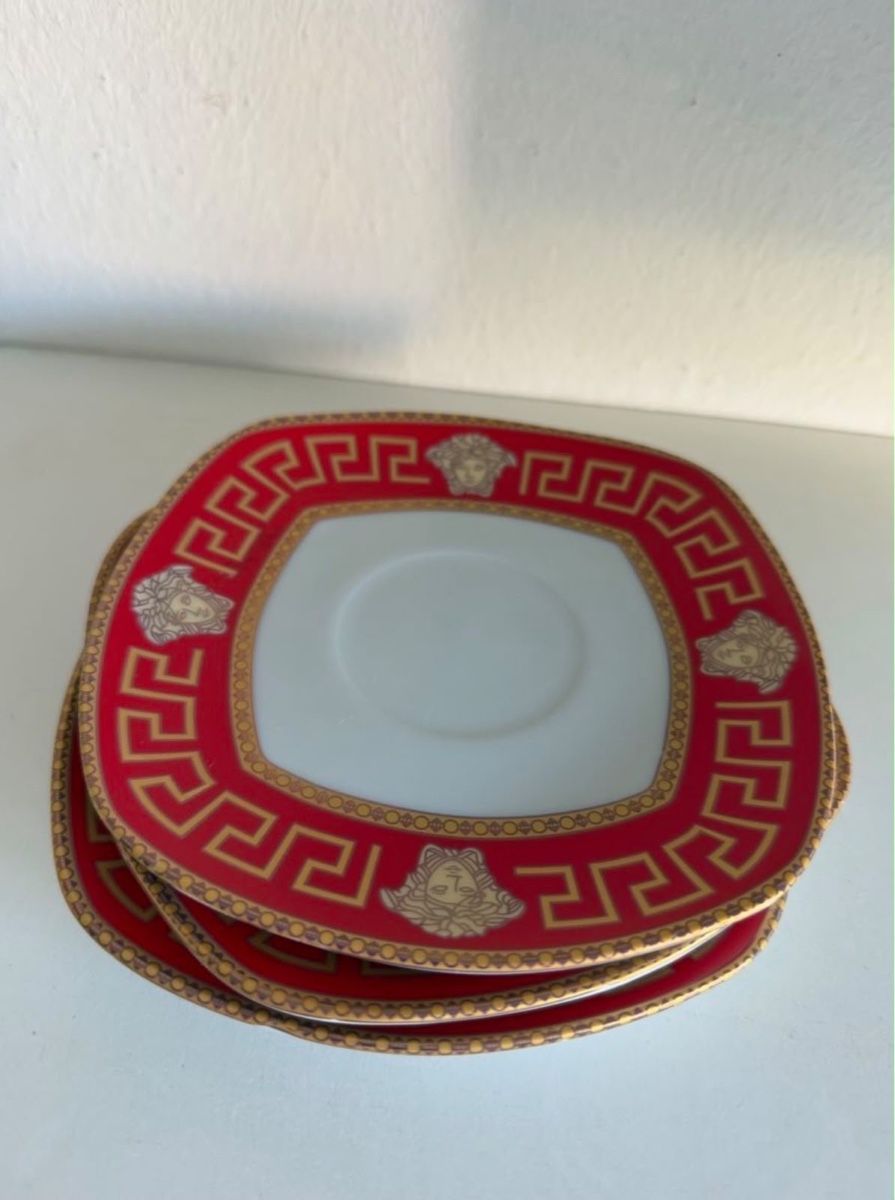 Versace Assiettes: Versace Unterteller – D'occasion à Langenthal par letmeguess