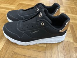 Skechers Damen Sneaker, Gr. 38, Schwarz-Gold Akzente!