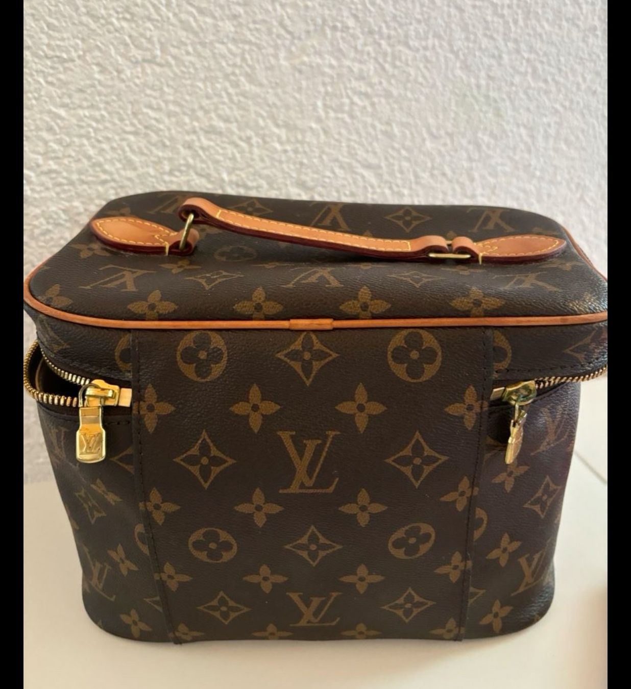 Louis Vuitton Taschen für Damen: Louis Vuitton Tasche – Gebraucht aus Lausanne von Meganelausanne 1