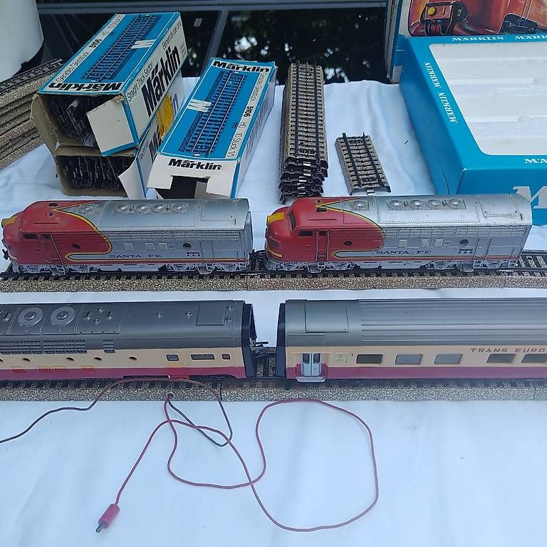 Märklin Modellini di ferrovie: Märklin modelbahn – Usato da Bubendorf venduto da bub_bz89