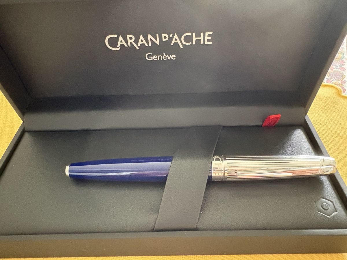 Caran D'Ache Penna & Evidenziatori: Caran D'Ache Collection Leman Bicolor – Nuovo (secondo la descrizione) da Lugano venduto da Edera49