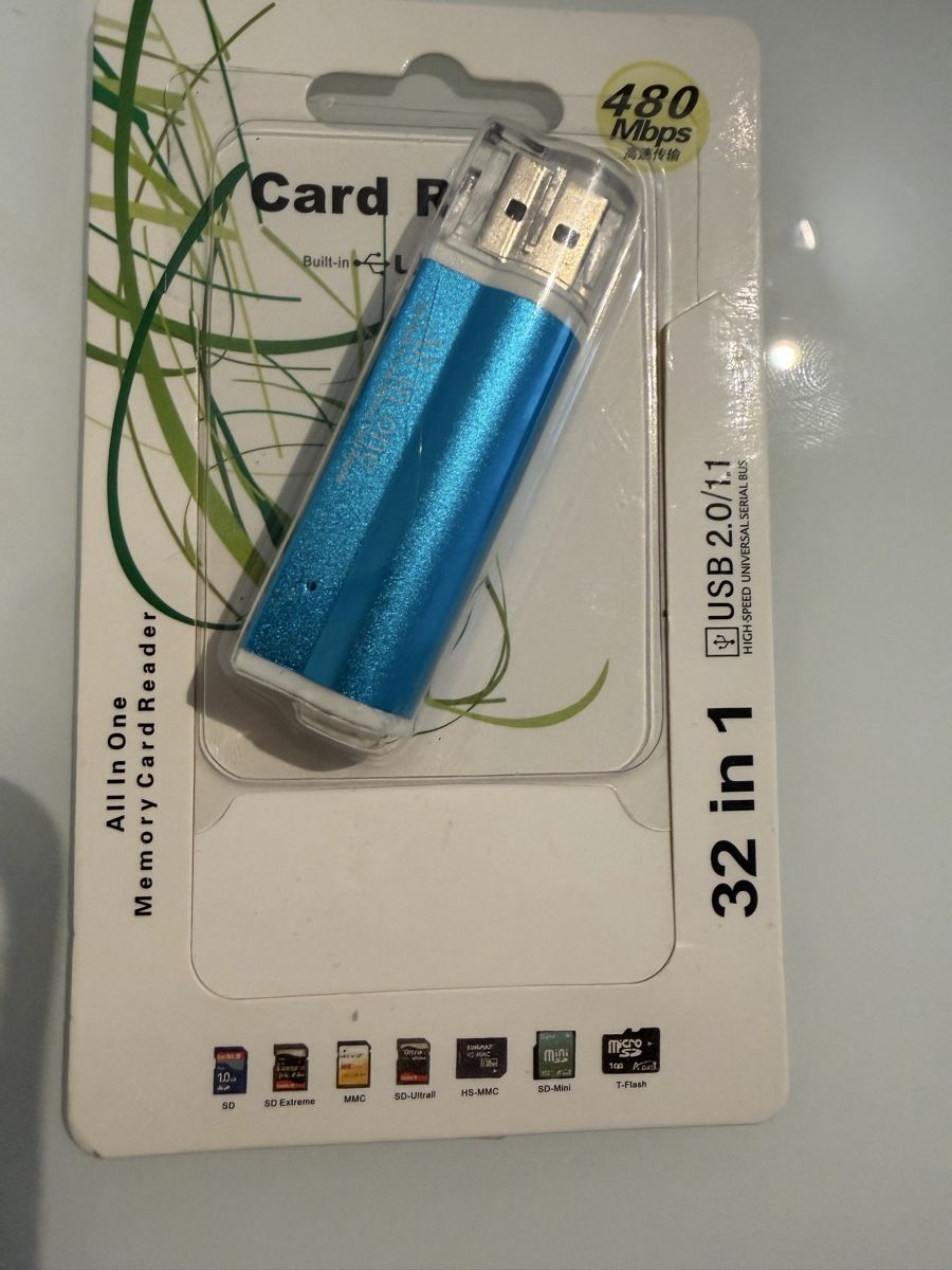 Schede di memoria: All in One Memory Card Reader – Nuovo e nell'imballaggio originale da Uznach venduto da enrico06