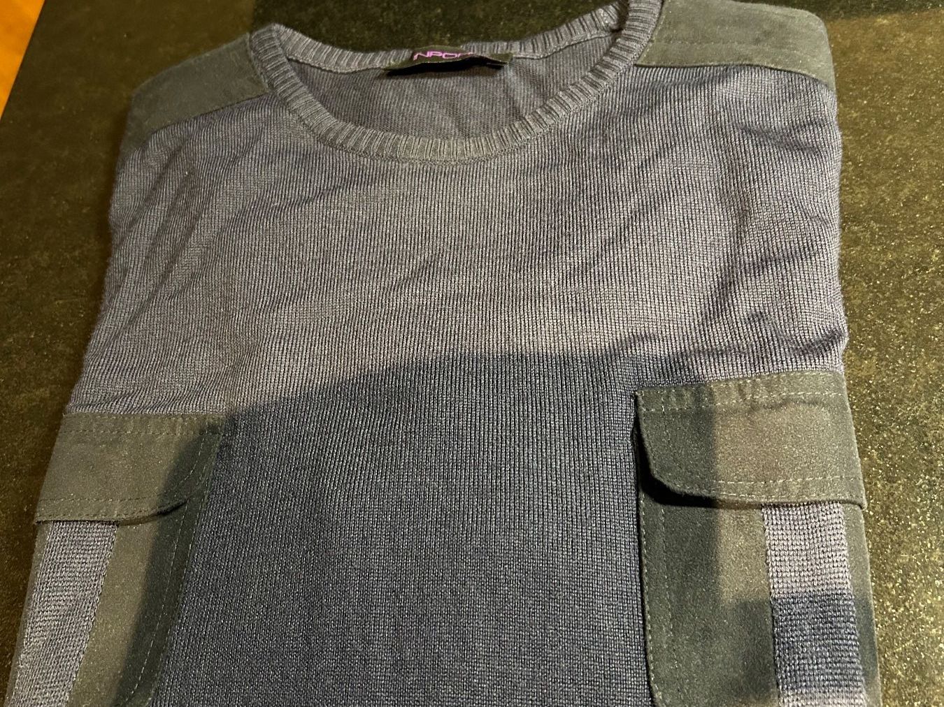 Maglioni & Felpe: 50% Merinowolle Pullover – Usato da Zumikon venduto da Uranus88