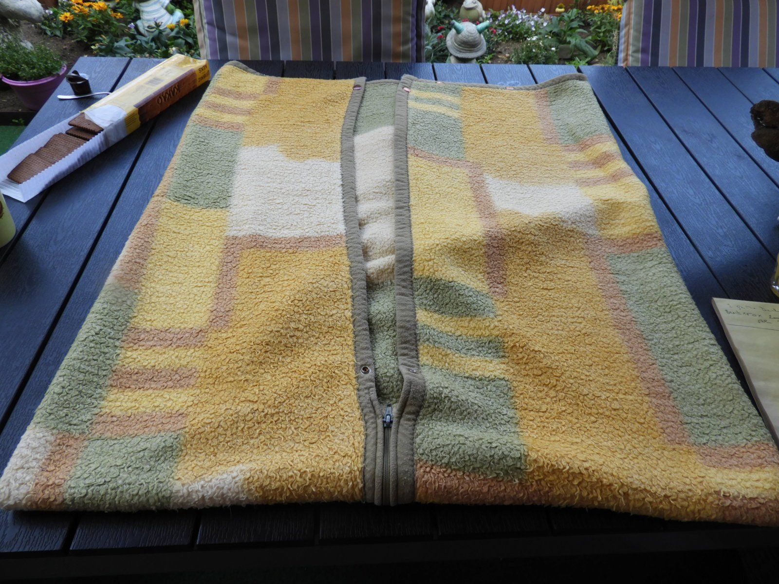 Coperte: DECKE POLYACRYL MIT REISSVERSCHLUSS, I.O, 164 X 134, – Usato da Ettingen venduto da troll-mutter 2