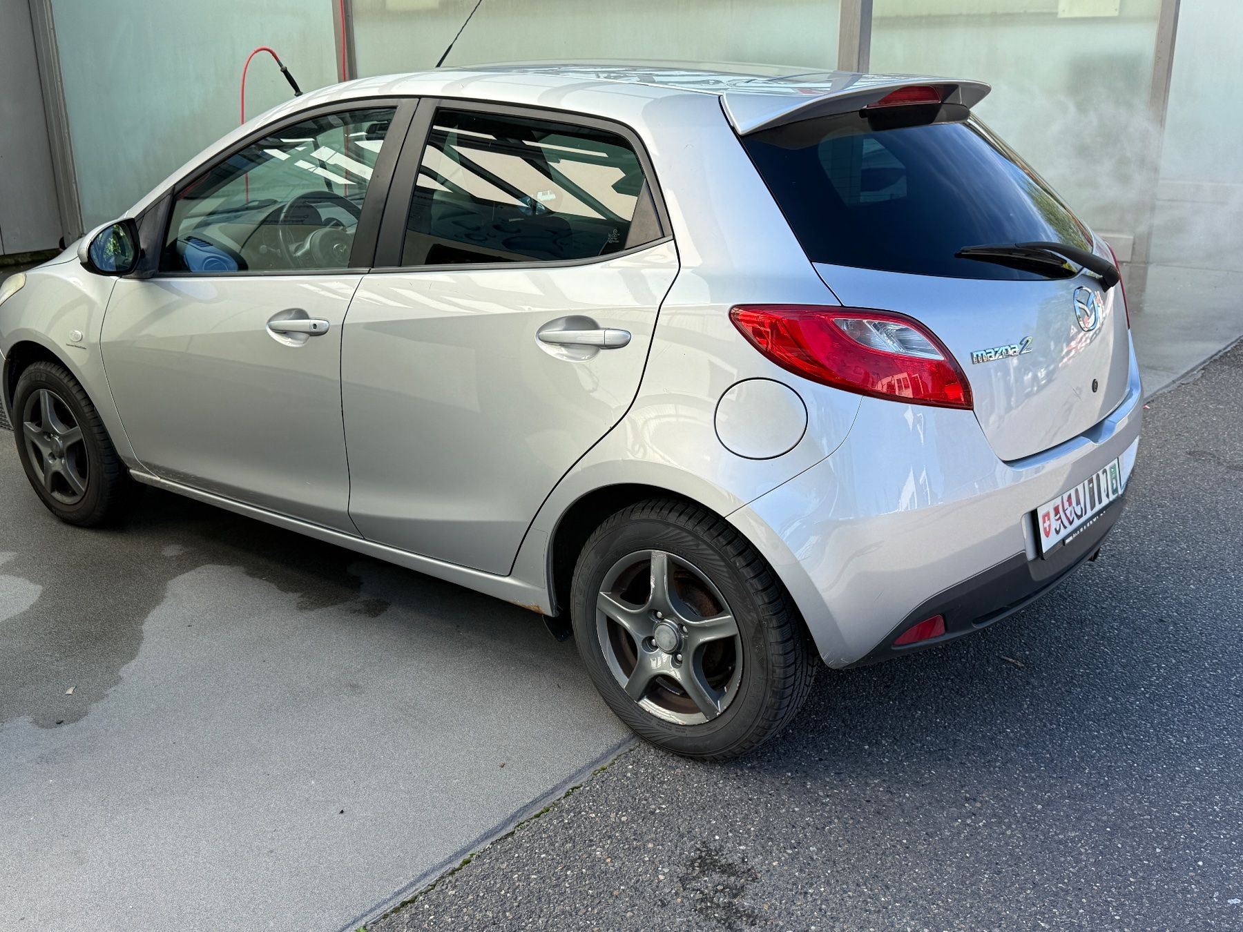 Mazda Autos: Mazda 2 1.3 2012 mit original Navigation – Gebraucht aus St.Gallen von nouah 3