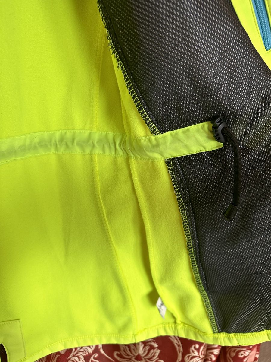Giacche: Neongelbe Multifunktionsjacke, Windjacke, Regenjacke, M – Nuovo (secondo la descrizione) da Zollikon venduto da into-the-west 3
