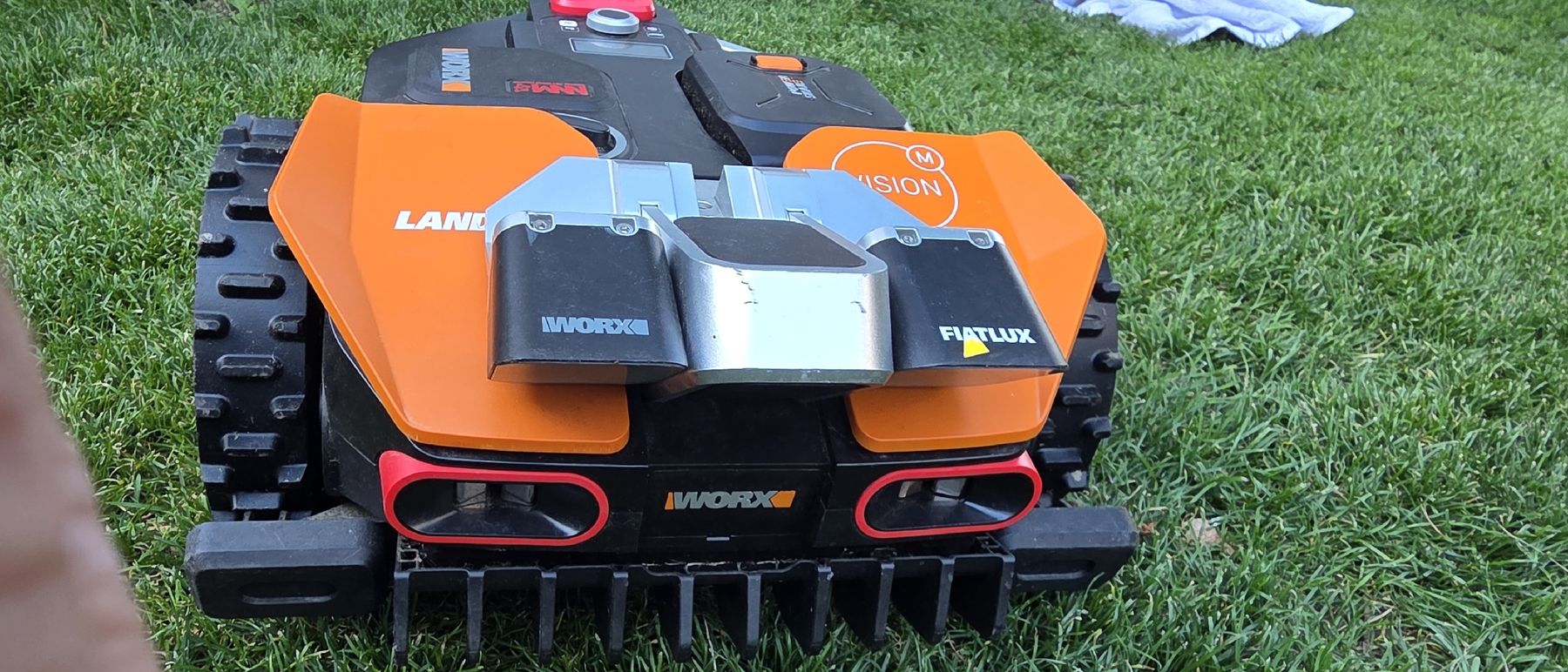 Worx Tagliaerba: Worx PowerShare 20V Mähroboter Landroid Vision M600  – Usato da Brigerbad venduto da Scoobydooo 3