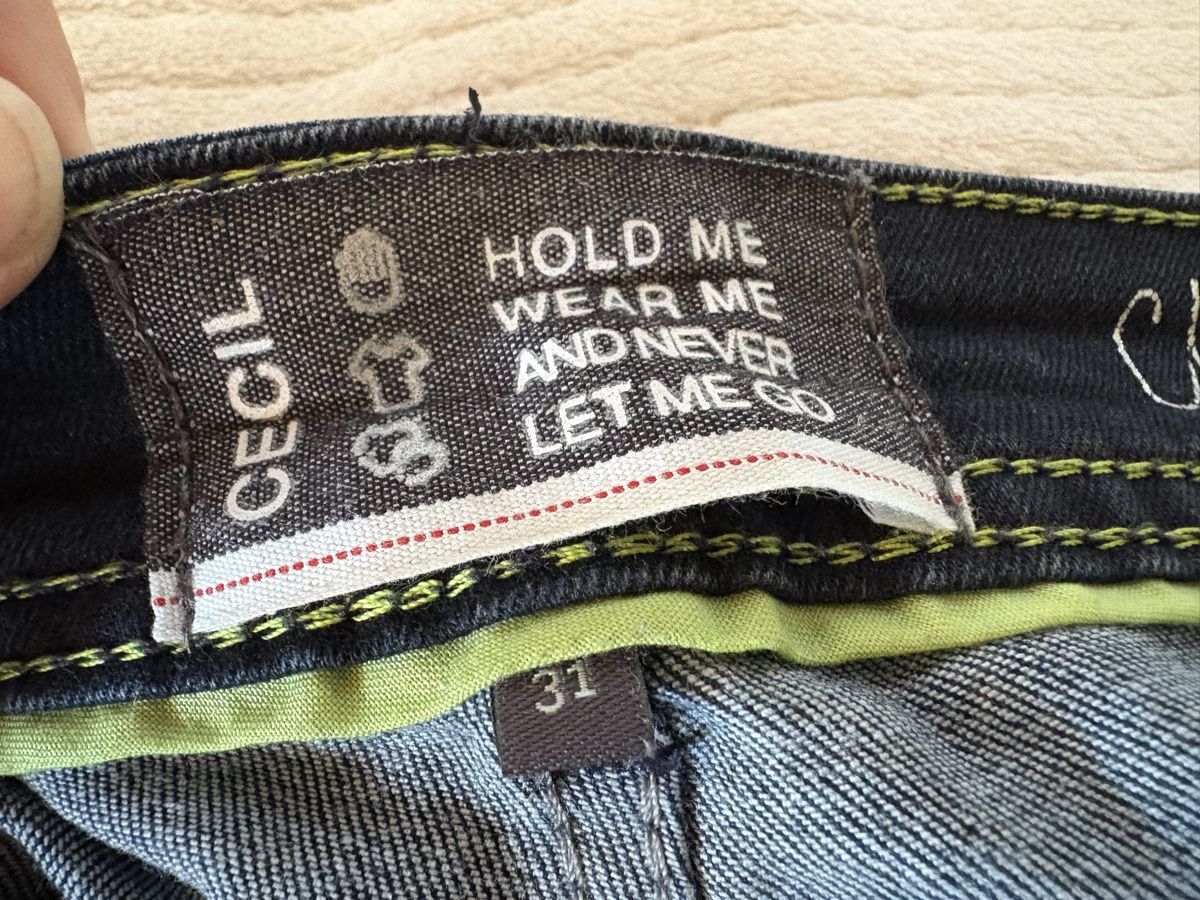 Cecil Jeans: Jeanshose von CECIL gr. 31 – Usato da Rümlang venduto da euqinom16 3