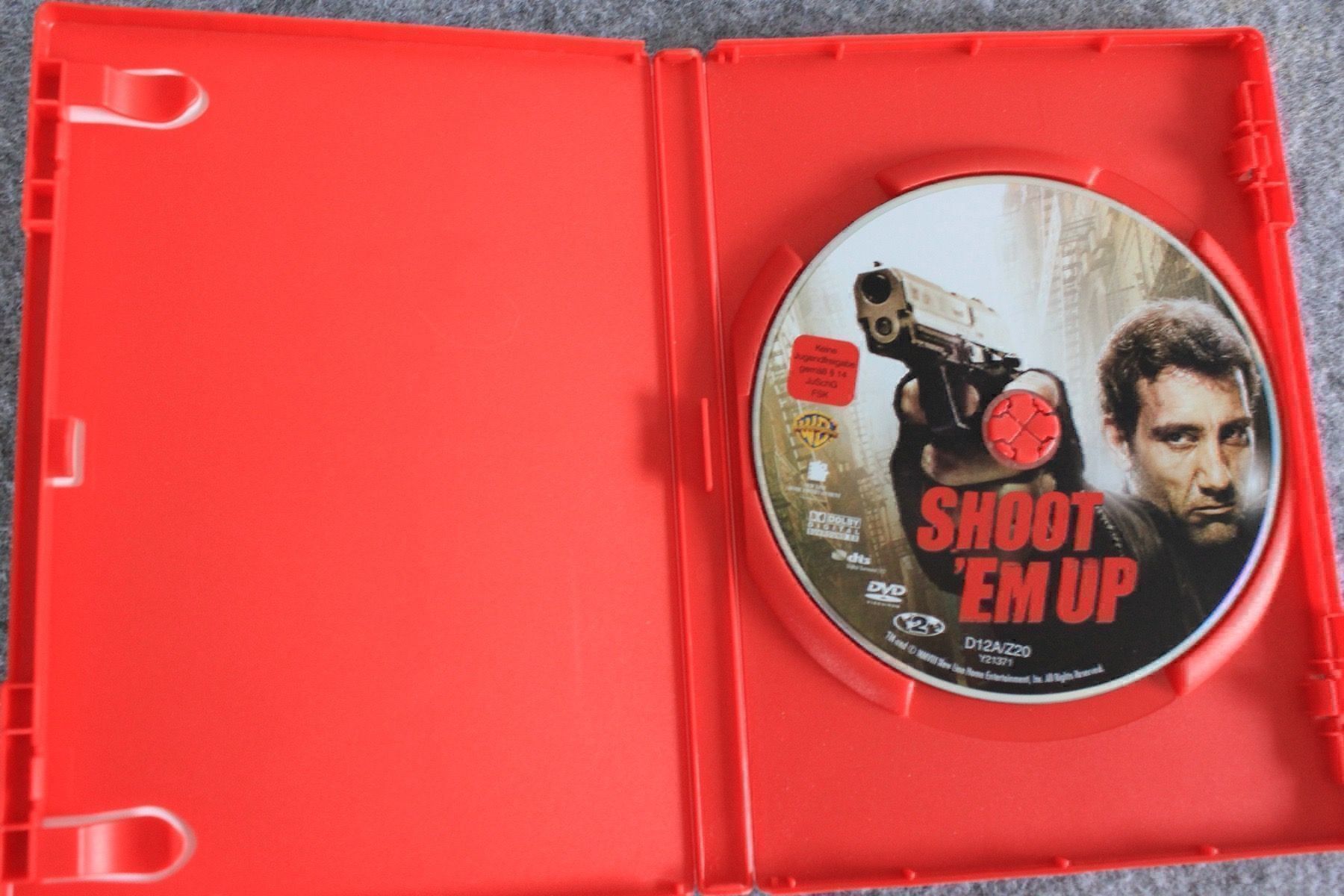 Tutti i DVDs: Shoot 'Em Up DVD ( 45) – Usato da Geroldswil venduto da Schlumpfine1973 1