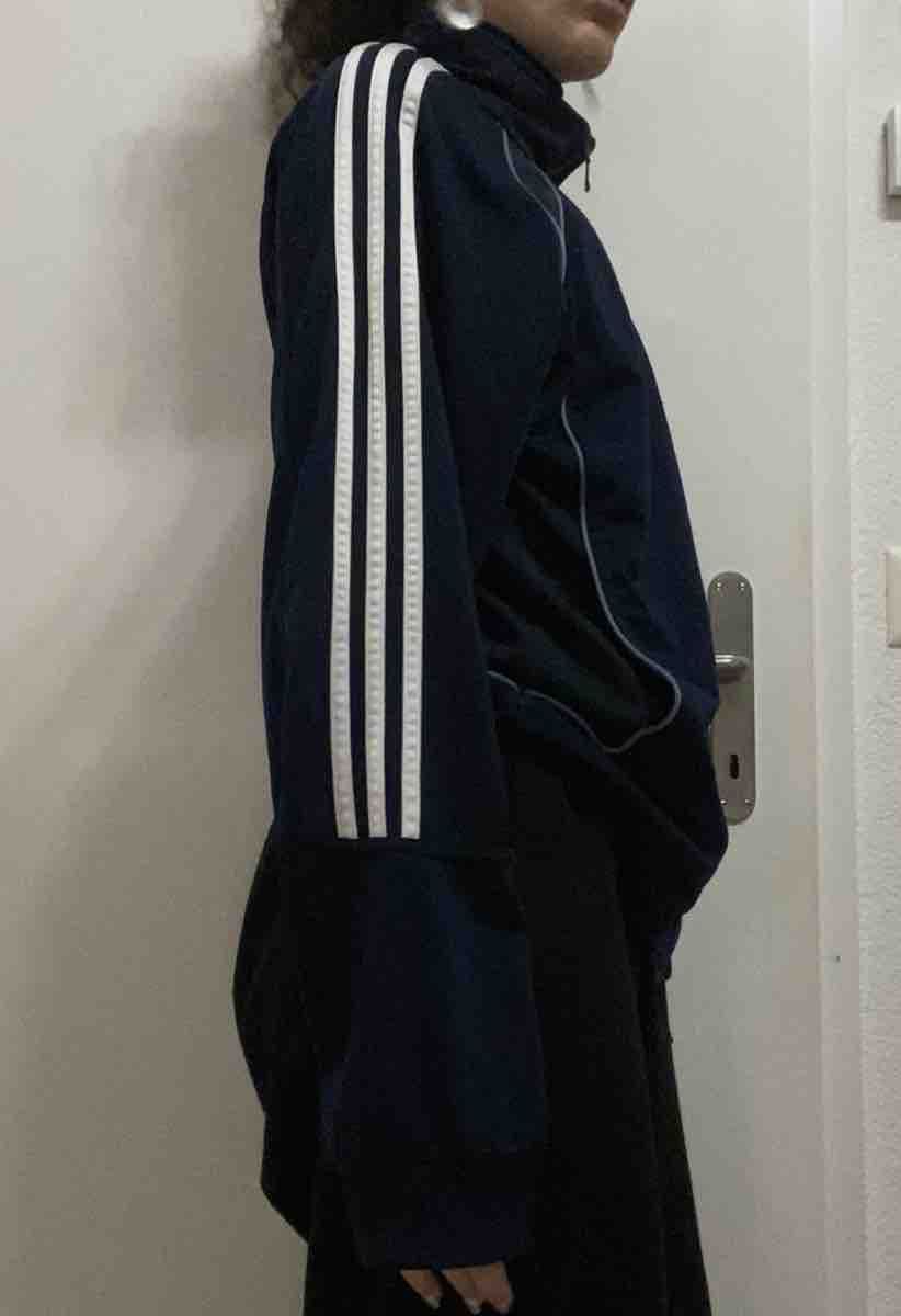 Adidas Jacken: Adidas Track Jacket, Navy Blue, Like New Condition – Neu (gemäss Beschreibung) aus Schmitten FR von mur_wrc7 2