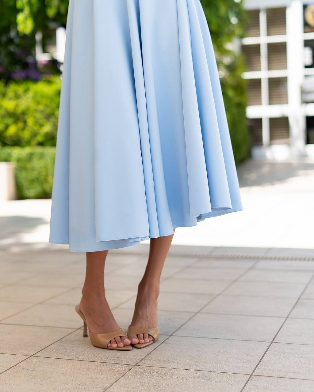 Vestiti: Blue Elegant Midi Dress with Bow Size: L – Nuovo e nell'imballaggio originale da Zürich venduto da Ms.Me-Fashion 2