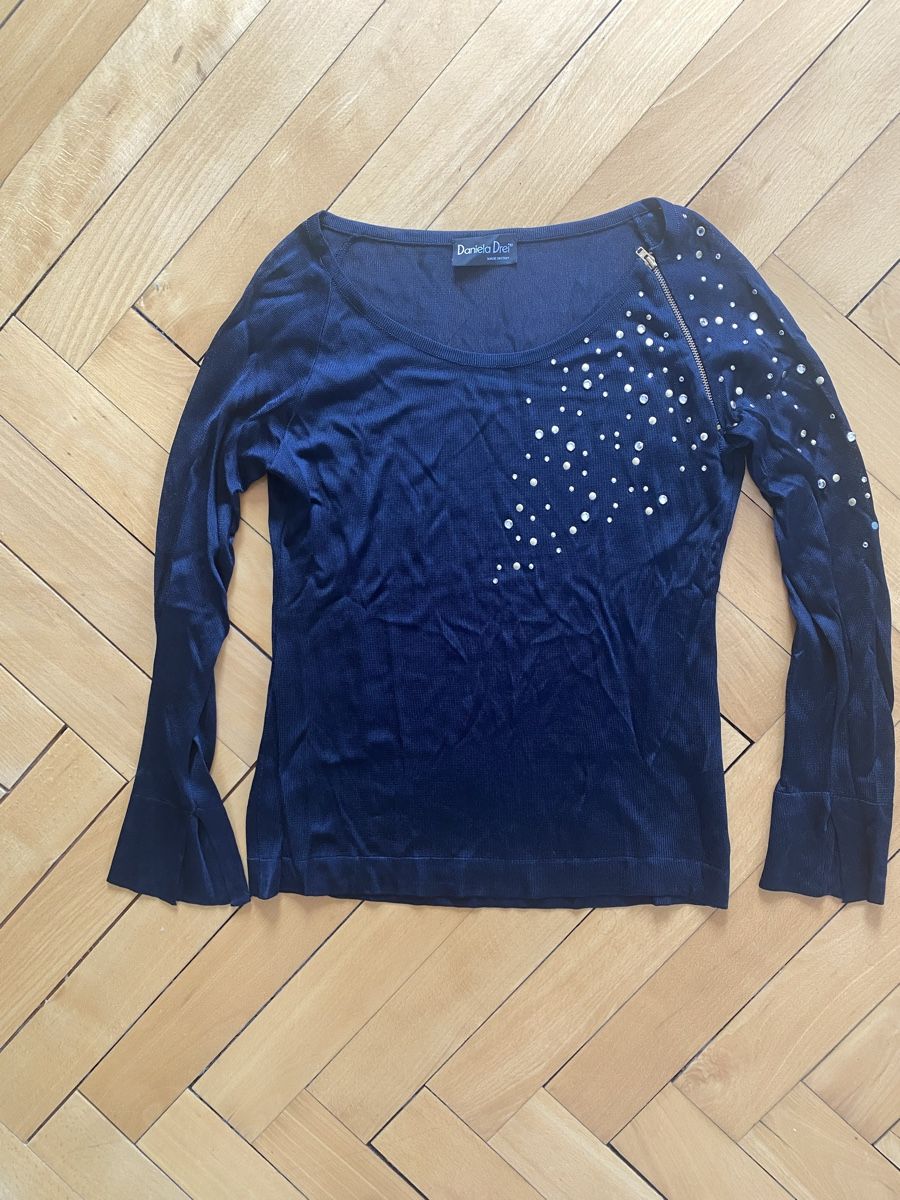 Top: Top viscose bleu Daniela Drei – Usato da Küssnacht am Rigi venduto da CALIFRASQUI 1