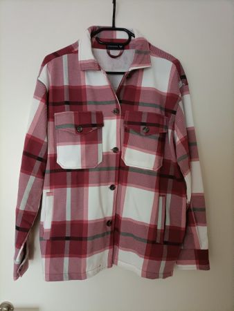 Karierte Jacke in Grösse S, NEU!