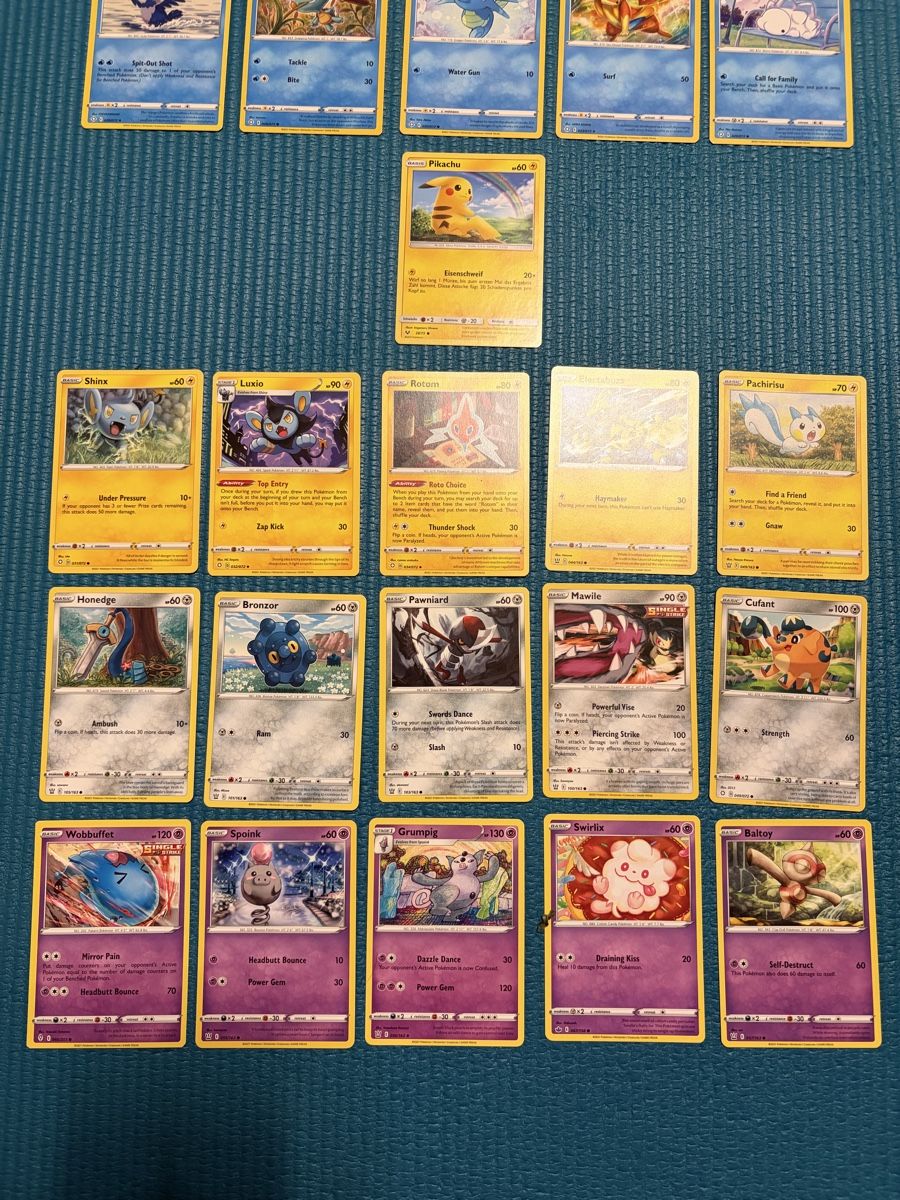 Pokémon Carte collezionabili: Pikachu +30 Pokemonkarten aus 2021 – Usato da Zürich venduto da Bomboo 1