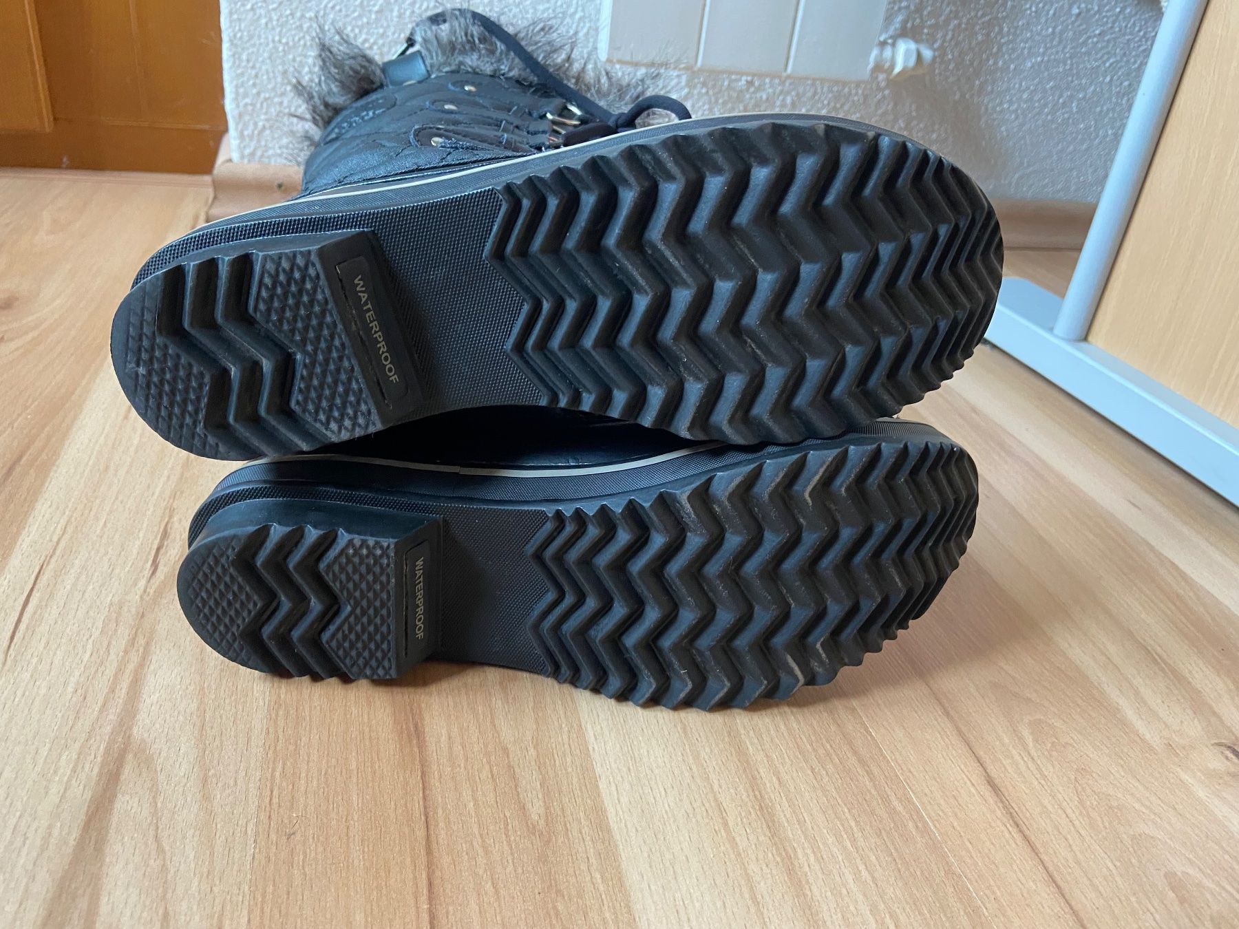 Sorel Damenschuhe: Winterstiefel Sorel wasserdicht Grösse 37,5 – Gebraucht aus Hausen AG von dege02 4