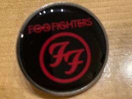 Foo Fighters Pin Anstecker Punk Rock Metal Pop