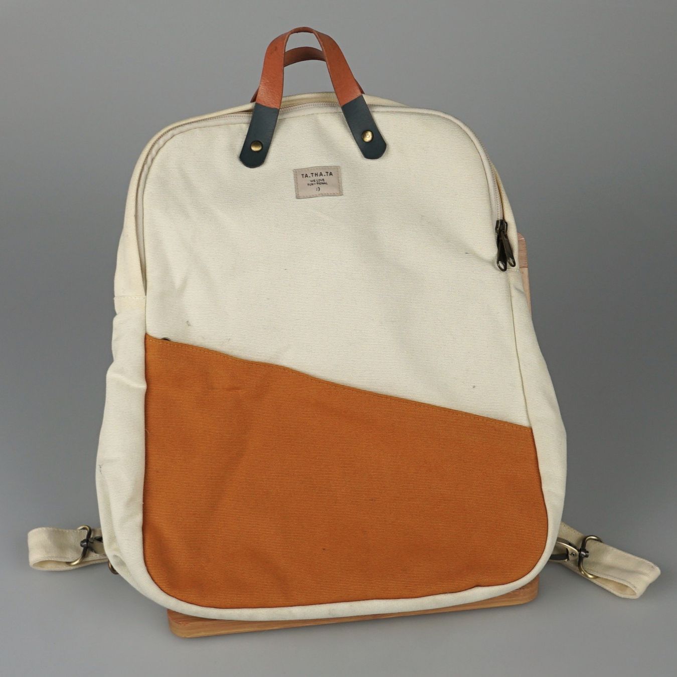 Ta Tha Ta Sacs à dos: TA.THA.TA Rucksack – D'occasion à Volketswil par brockipfannenstil