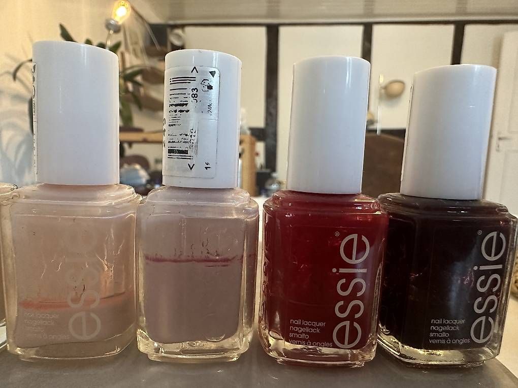 Vernis à ongles: 10x ESSIE Nagellack Kollektion  – D'occasion à Flüh par sar_6c26 4