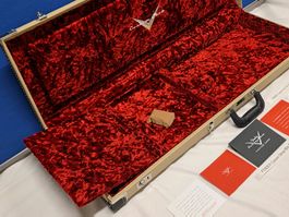 FENDER USA Custon Shop Case Koffer BLONDE / Rot .... NEU