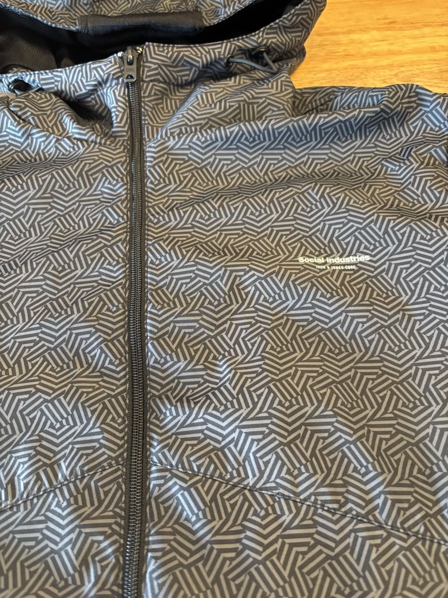Jack & Jones Giacche: Jack & Jones Core Elements Jacke Gr.M – Usato da Oberdorf SO venduto da sa-na 1