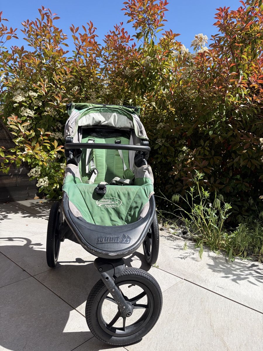 Baby Jogger Carrozzine: Robuster Off-road Kinderwagen – Usato da Sion venduto da stefur86 1