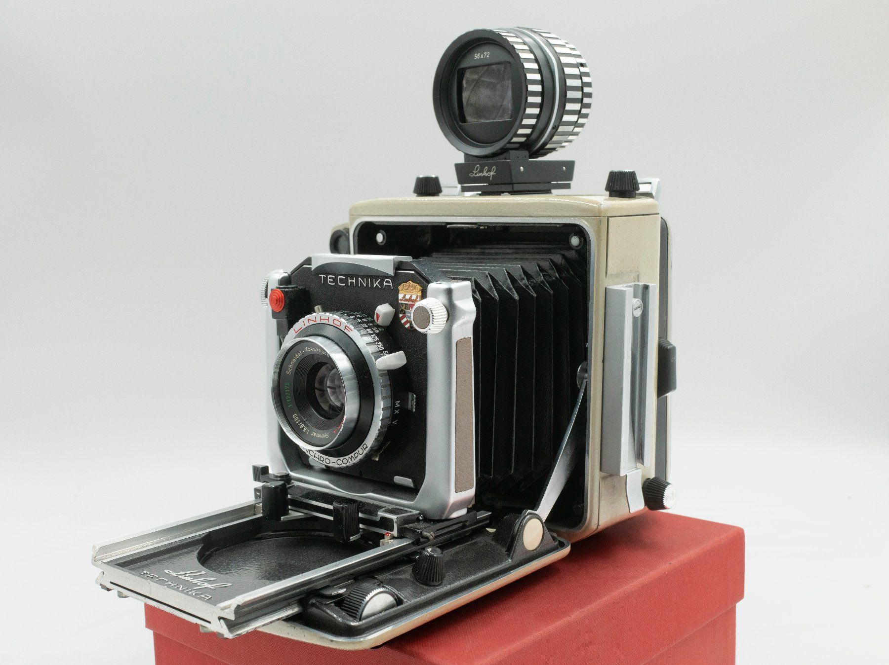 Linhof Fotocamera: LINHOFF Technika 6x7 / Super Rollex 56x72 – Usato da Genève venduto da Biegfield 1