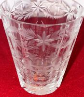 Trinkglas mit 12 Ecken aus Kristallglas