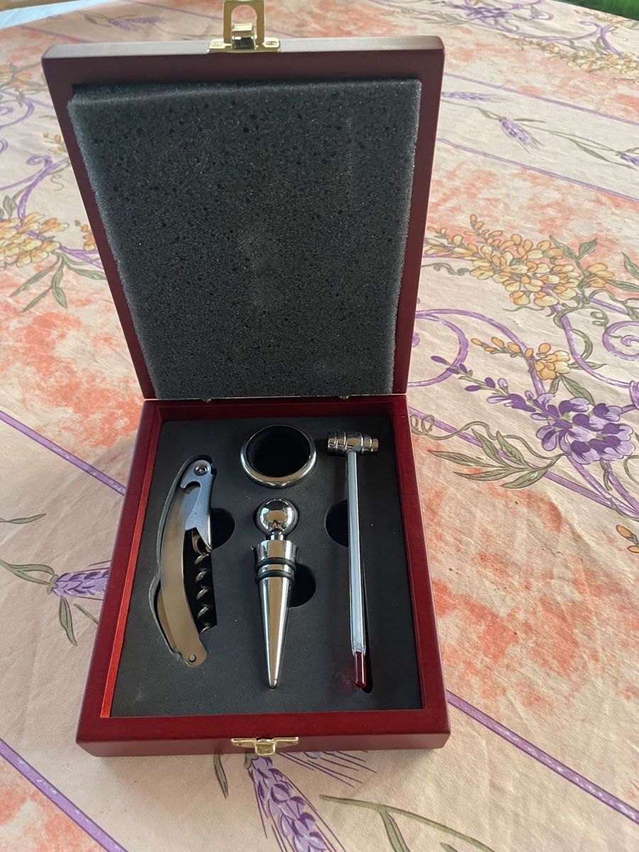 Flaschenöffner & -verschlüsse: Tire bouchons dans son coffret – Neu und originalverpackt aus Colombier NE von mistigris007 1
