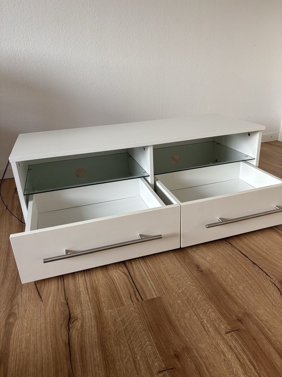 Gonser Mobili TV: TV Möbel mit zwei Schubladen – Usato da Neuhausen am Rheinfall venduto da Living2Sell 1