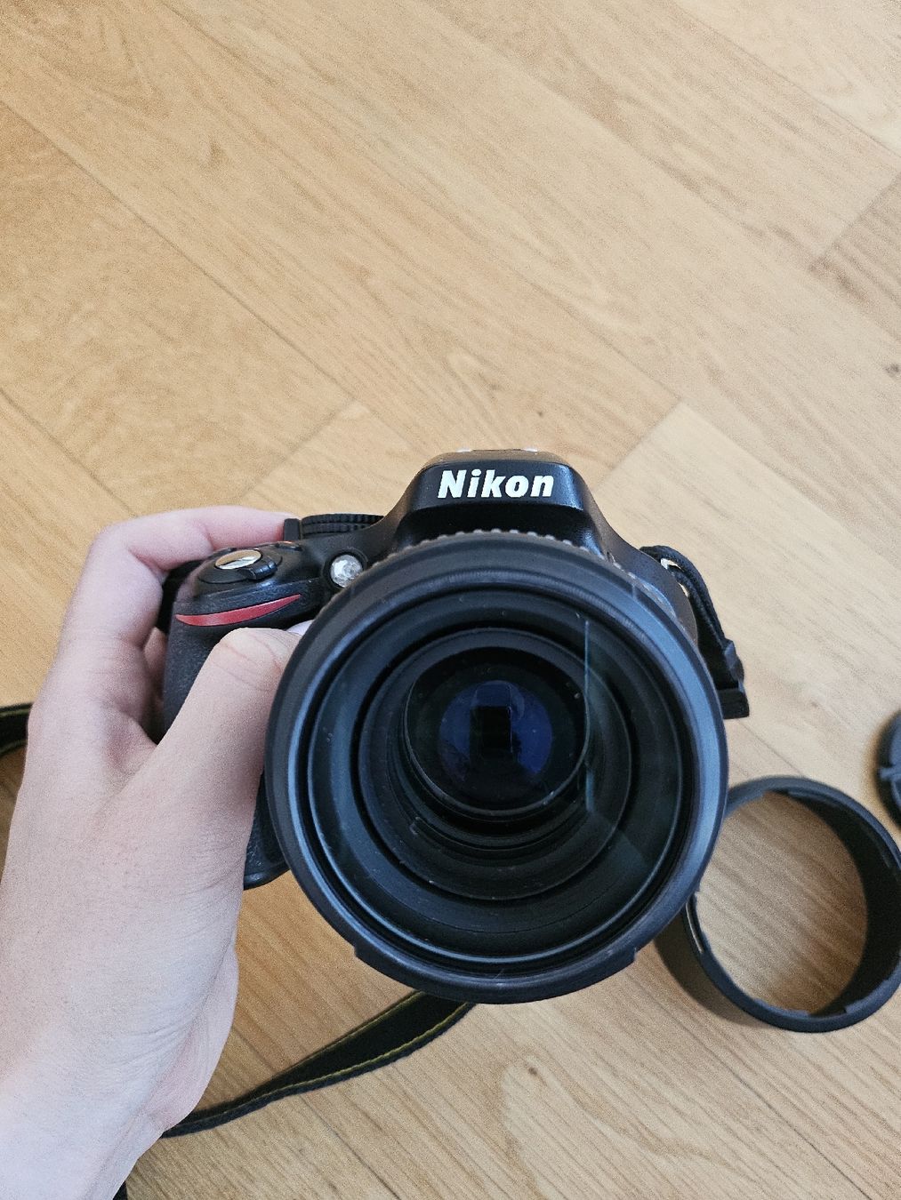 Nikon Kamera: Nikon D5200 mit 2 Objektiven, Stativ und mehr – Neu (gemäss Beschreibung) aus Männedorf von eli_y5vn 9