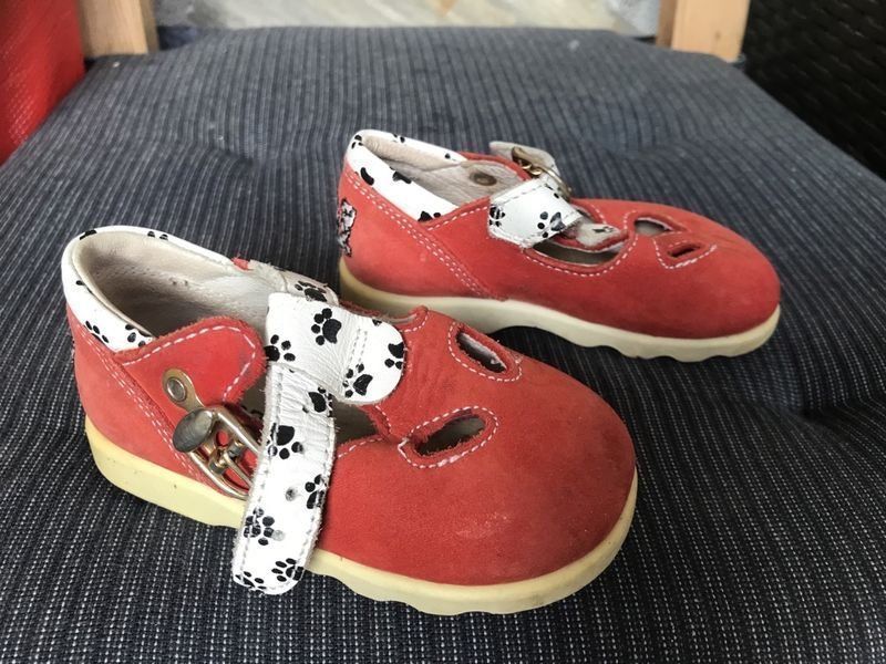 Scarpe per ragazze: Mädchen Disney Sandaletten 19 – Usato da Bergdietikon venduto da antovale