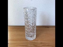 Elegante Kristallvase, zeitlos schön!
