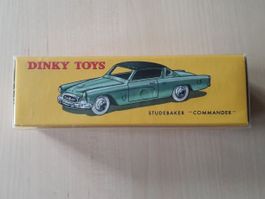 Dinky Toys : réplique de voiture "Studebaker Commander"