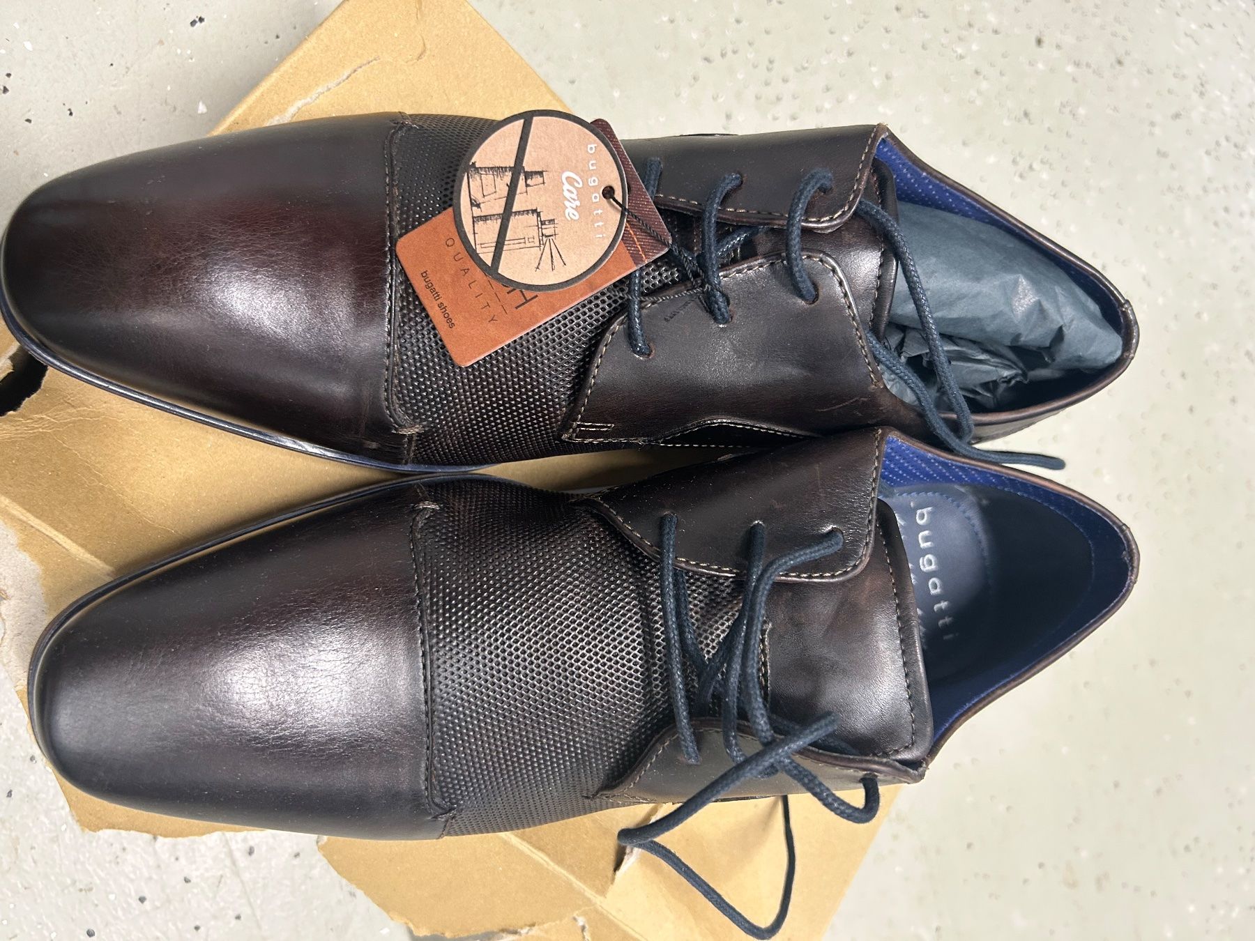 Bugatti Herrenschuhe: Herren Bugatti Schuhe 43 – Neu (gemäss Beschreibung) aus Bottmingen von Warta 1