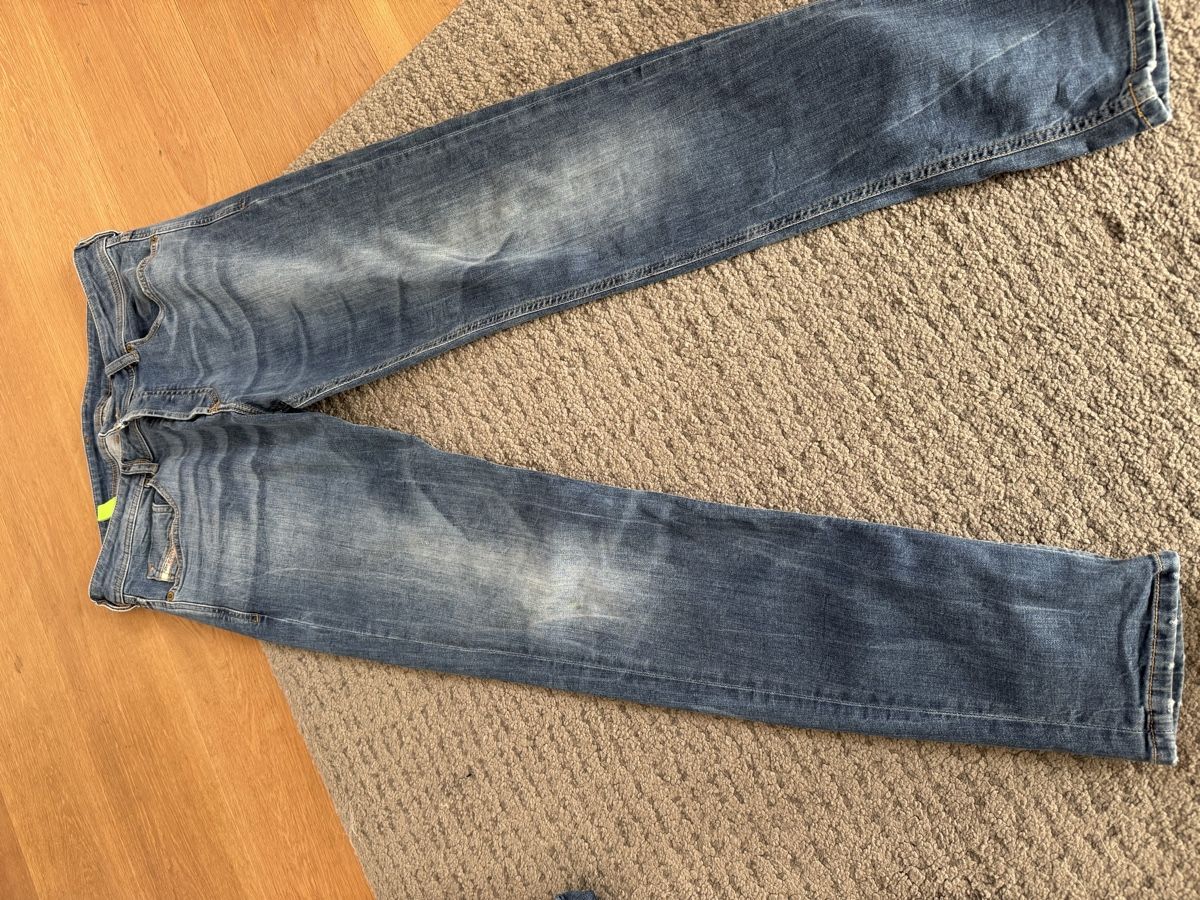 Diesel Jeans: Diesel Jeans Herren – Usato da Mörschwil venduto da zalilla