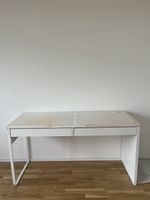 Schreibtisch IKEA weiss mit zwei Schubladen gebraucht