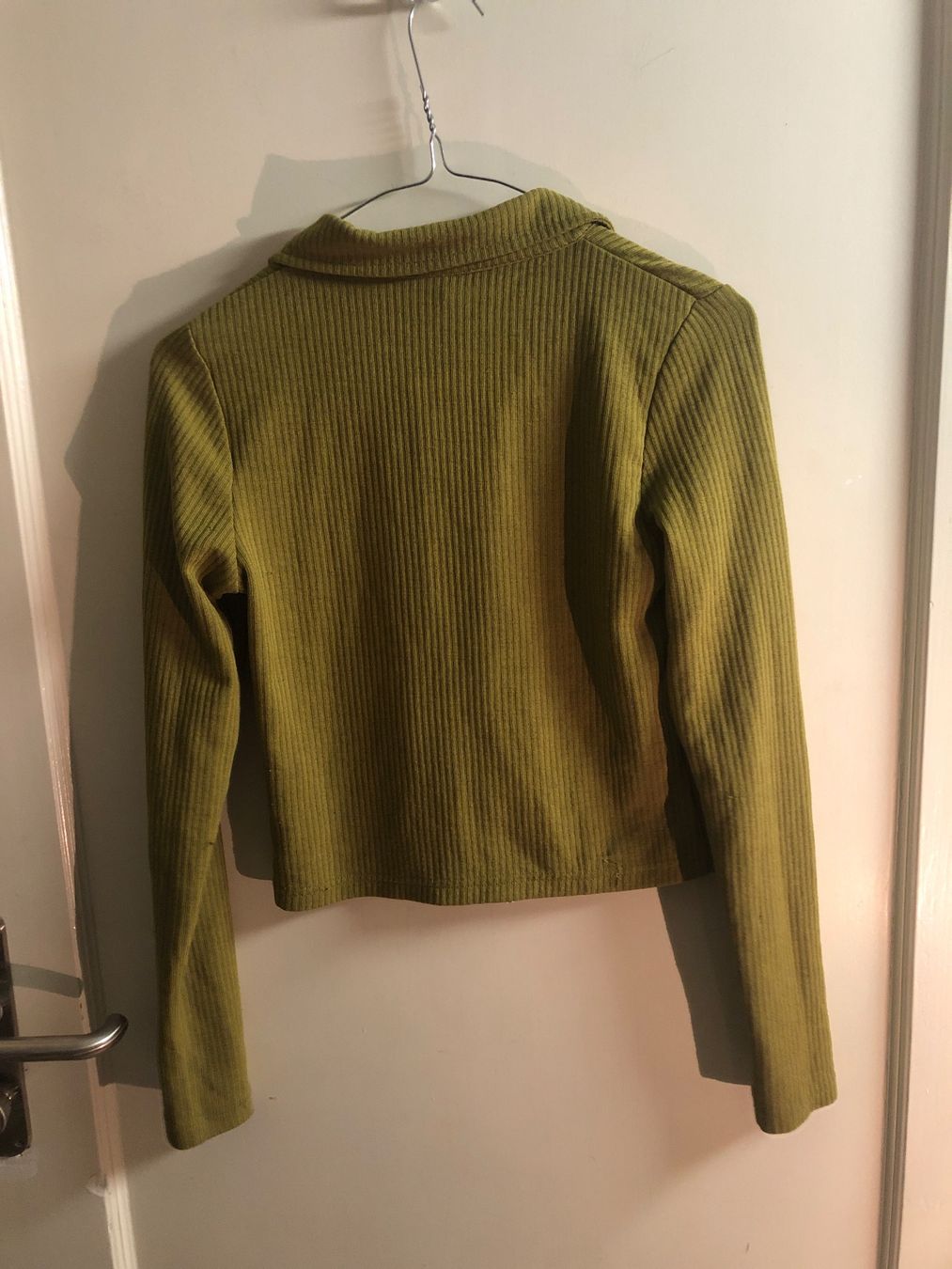 H&M Maglioni & Felpe: Wunderschönes Zip-Jäggli von H&M – Usato da Zürich venduto da aurelia_nater 2
