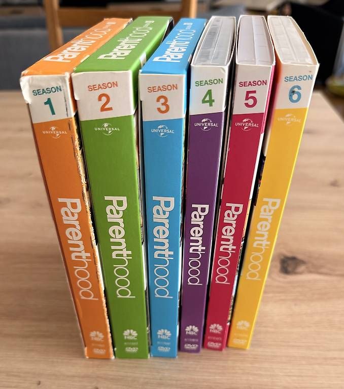Tutti i DVDs: DVDs Serie Parenthood auf Englisch – Usato da Stettfurt venduto da Annili87