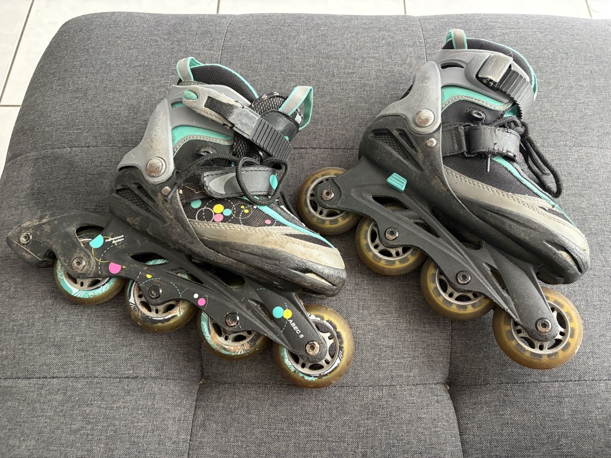 Pattini in linea & Pattini a rotelle: Inline Skates / Rollschuhe, Gr. 29-33, Top Zustand! – Usato da Leibstadt venduto da Shopcity