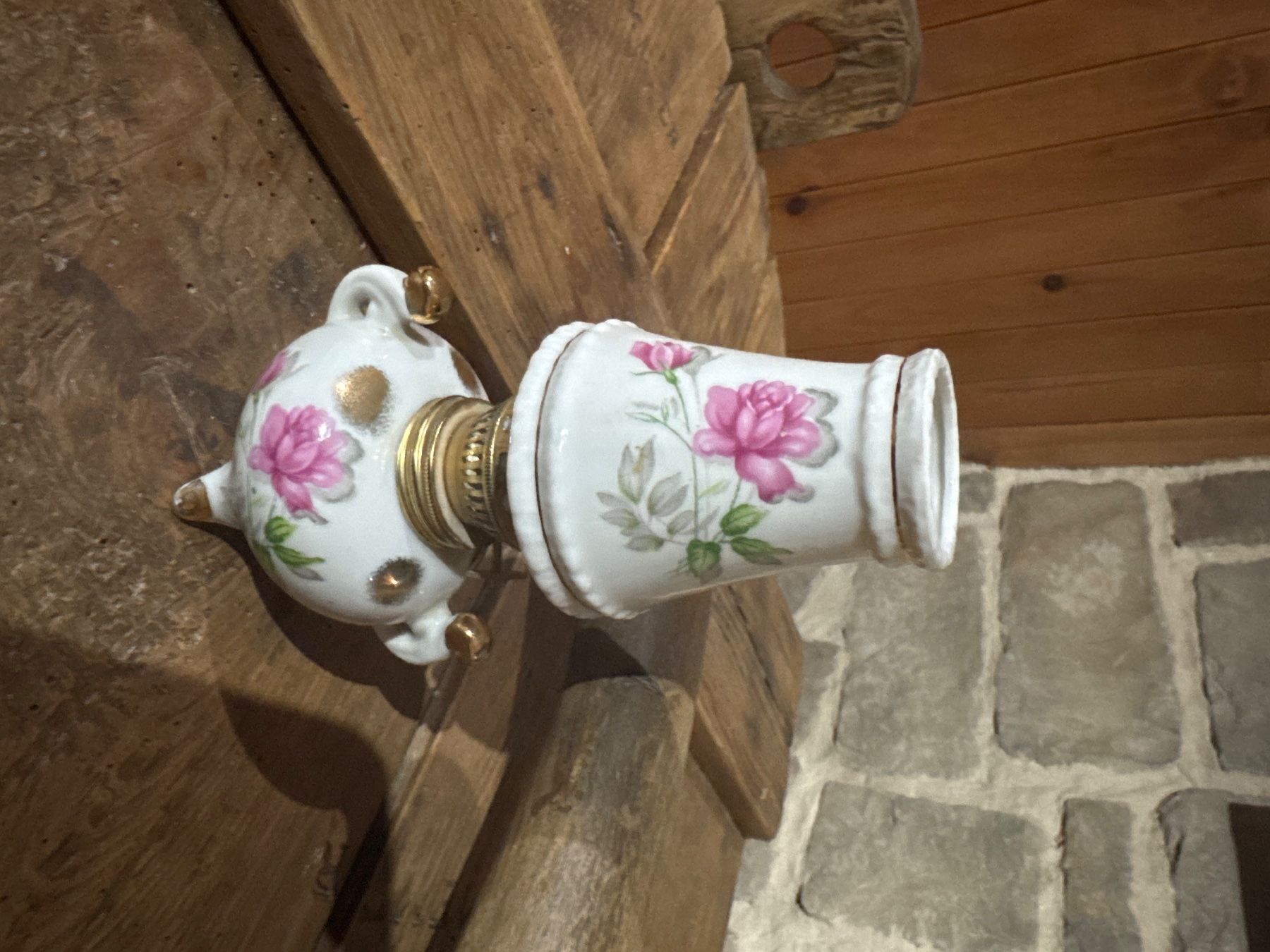 Lampade: Lampe pétrole ancienne – Usato da Lajoux JU venduto da Briard0