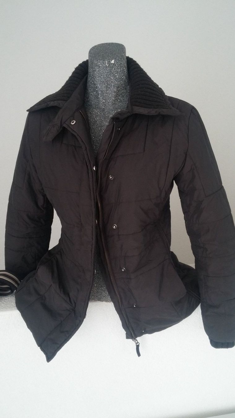 Zara Giacche: Warme Winterjacke mit Strickkragen, Steppanorak Gr. M – Usato da Horgen venduto da Carambel 2