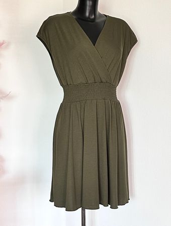 NEU 💜 Gr M 38/40 Sommerkleid oliv Kleid