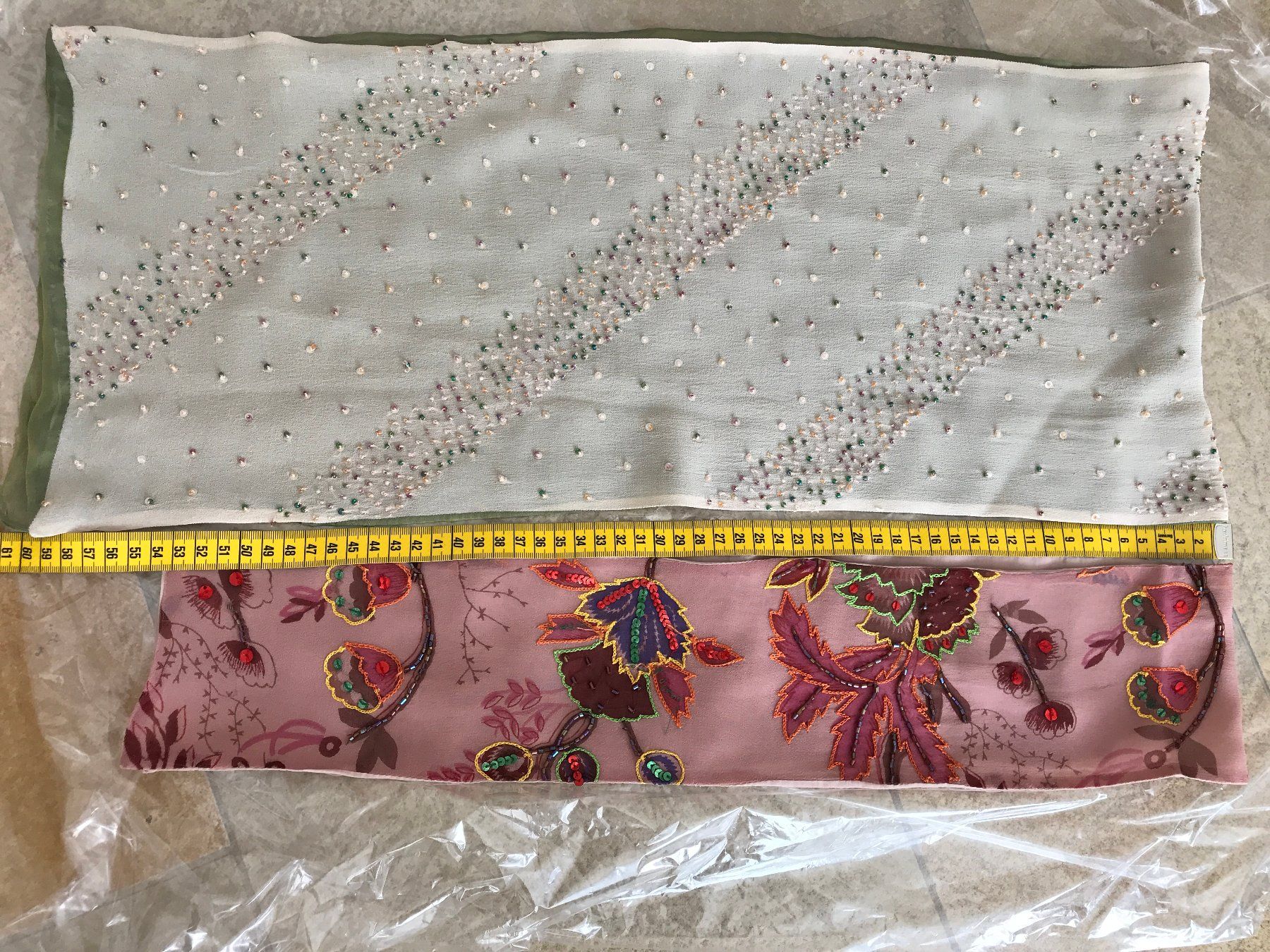 Foulards, Tücher & Schals: 2 handgemachte Foulards, Seide bestickt – Gebraucht aus Dübendorf von nerino03 4