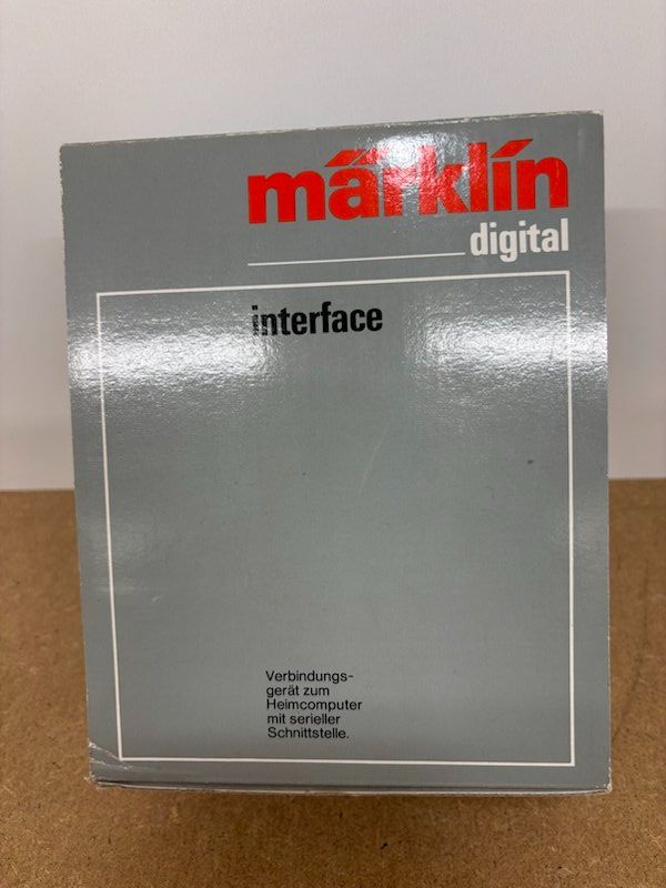 Märklin Modellini di ferrovie: Märklin Interface 6050, Verbindung zum Heimcomputer – Usato da Büsserach venduto da ModellbahnDepot 3