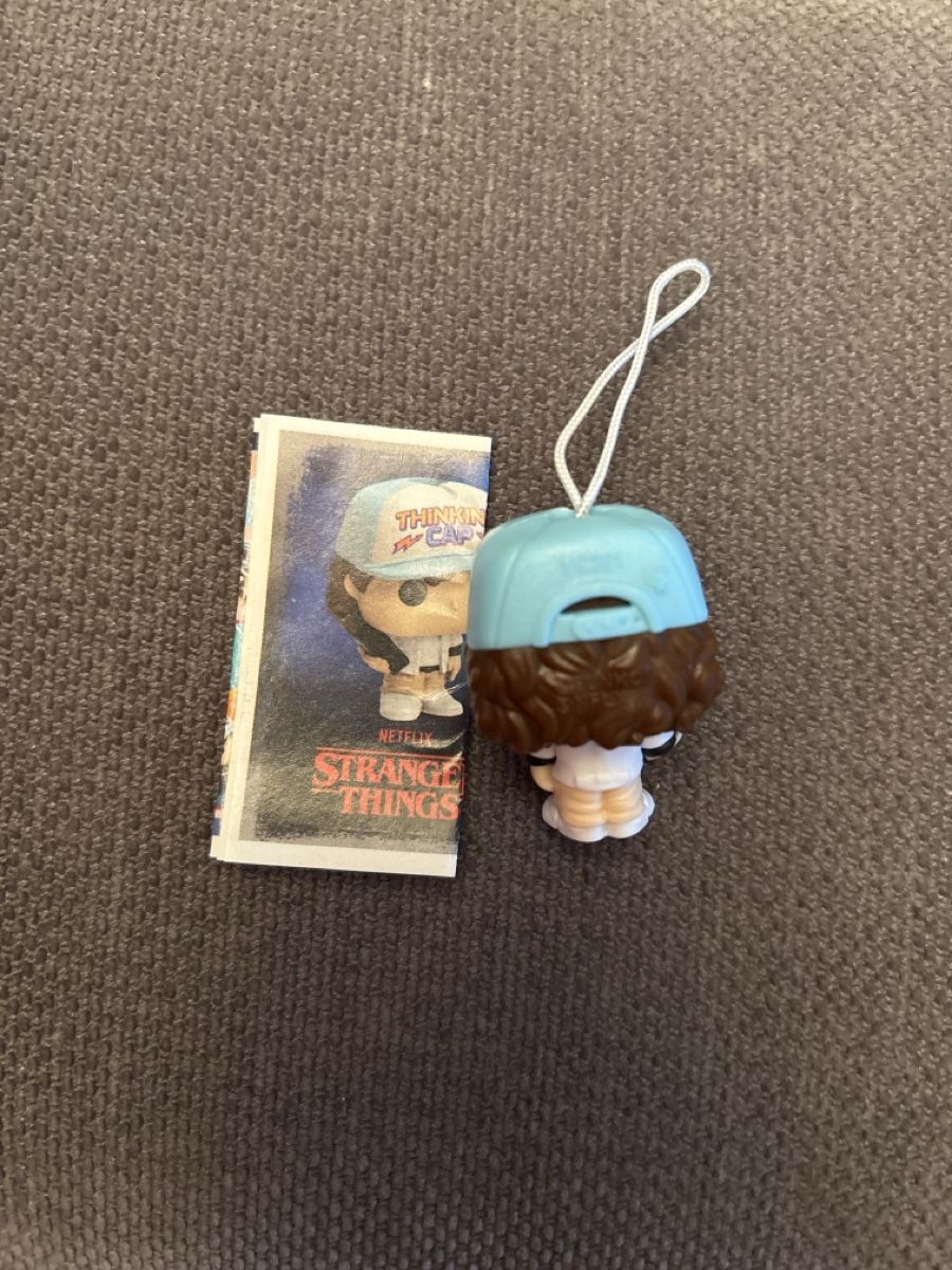 Funko Figuren: Kinder Joy Stranger Things Funko Pop Dustin – Neu und originalverpackt aus Basel von Mig_Sil04 1
